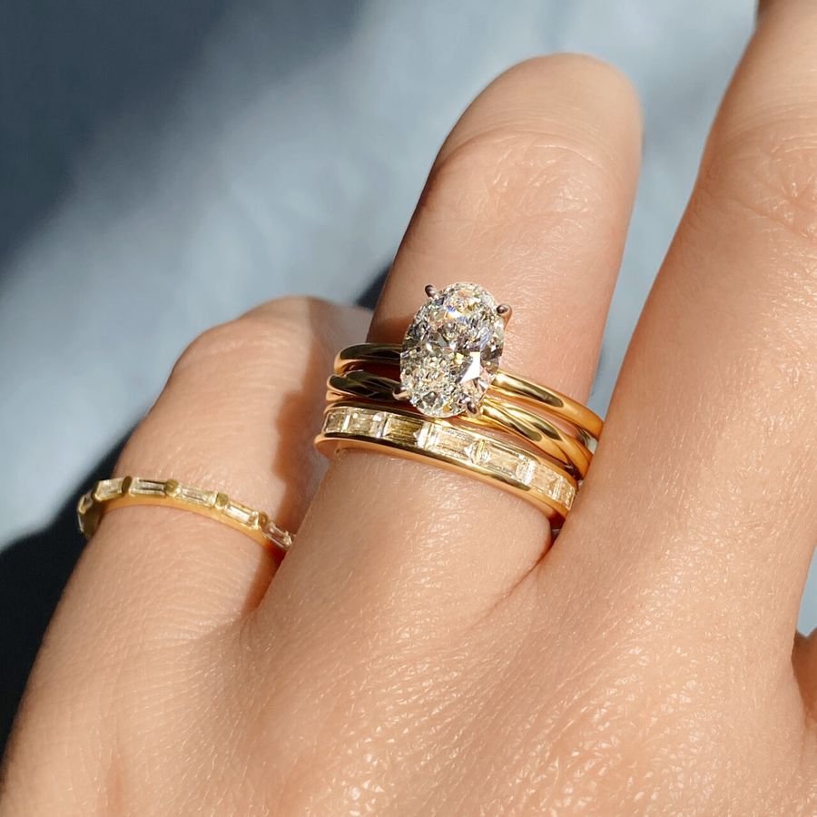 Unique Gold Diamond Wedding Ring